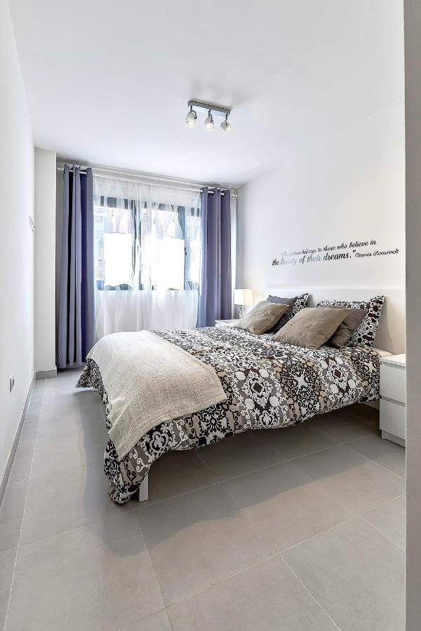 Hortensia Suites Apartments ,Los Cristianos لوس كريستيانوس المظهر الخارجي الصورة