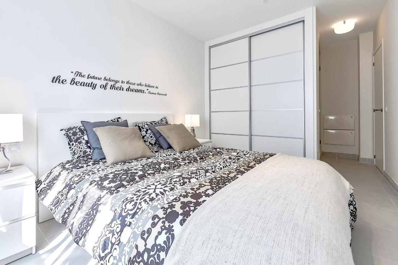Hortensia Suites Apartments ,Los Cristianos لوس كريستيانوس المظهر الخارجي الصورة