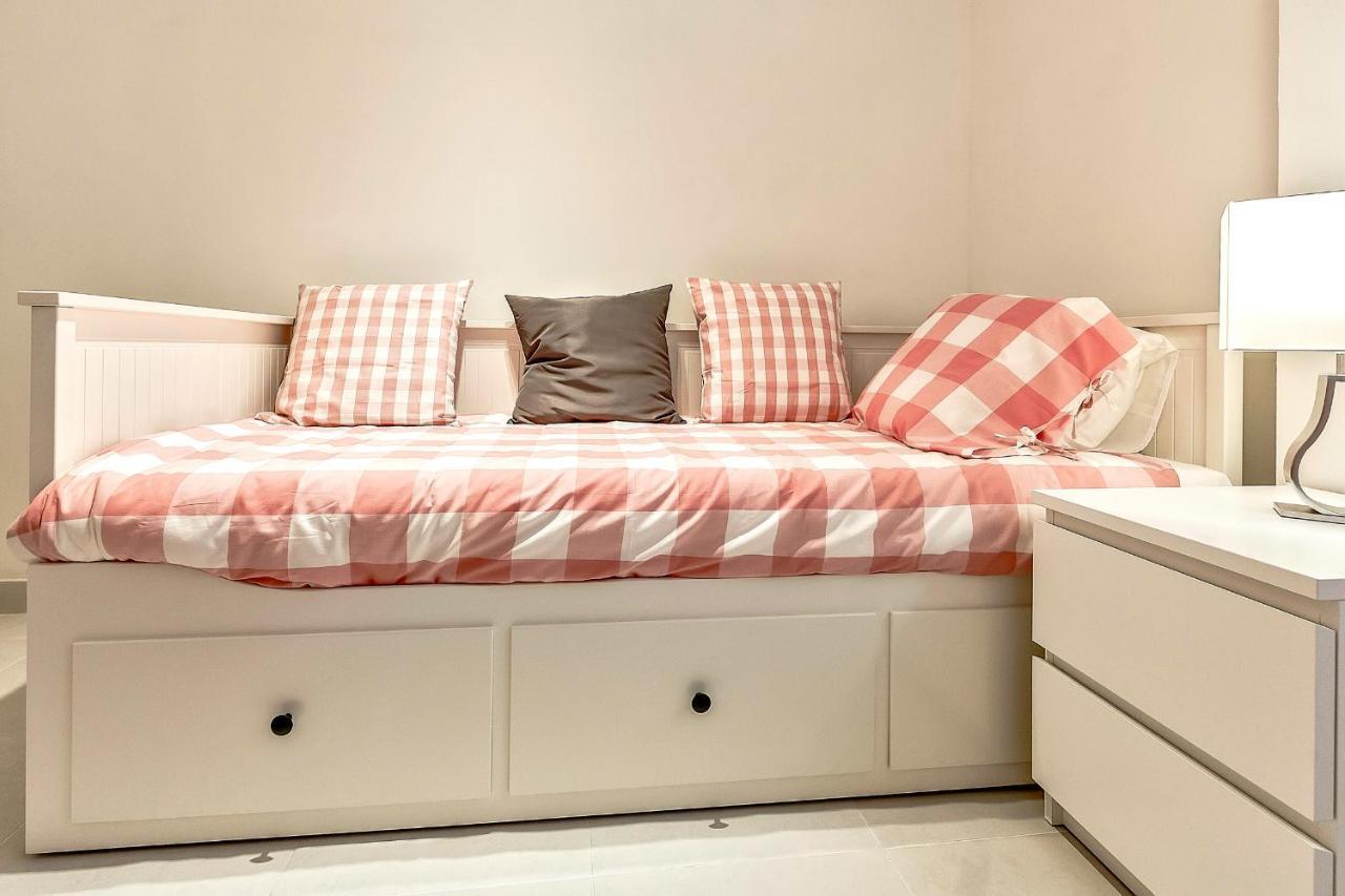 Hortensia Suites Apartments ,Los Cristianos لوس كريستيانوس المظهر الخارجي الصورة