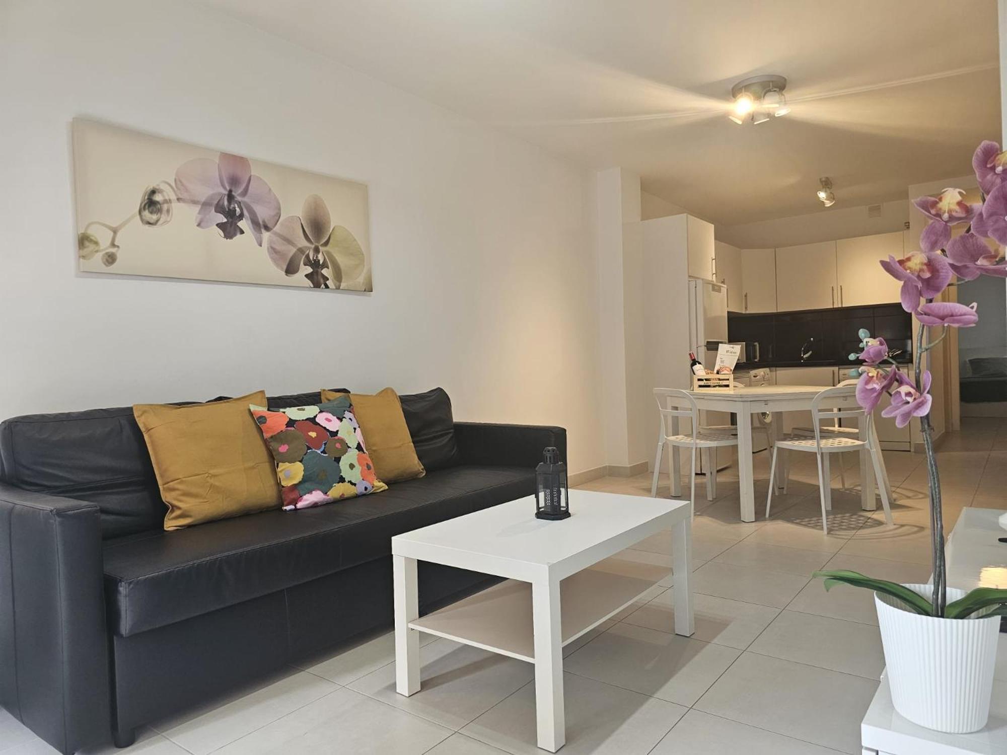 Hortensia Suites Apartments ,Los Cristianos لوس كريستيانوس المظهر الخارجي الصورة